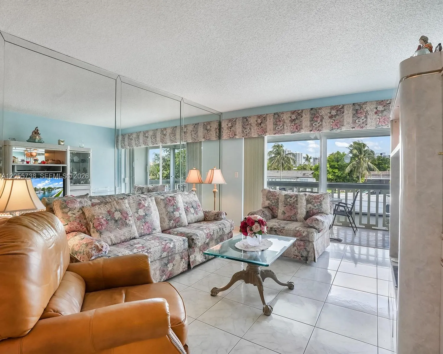 Photo 34