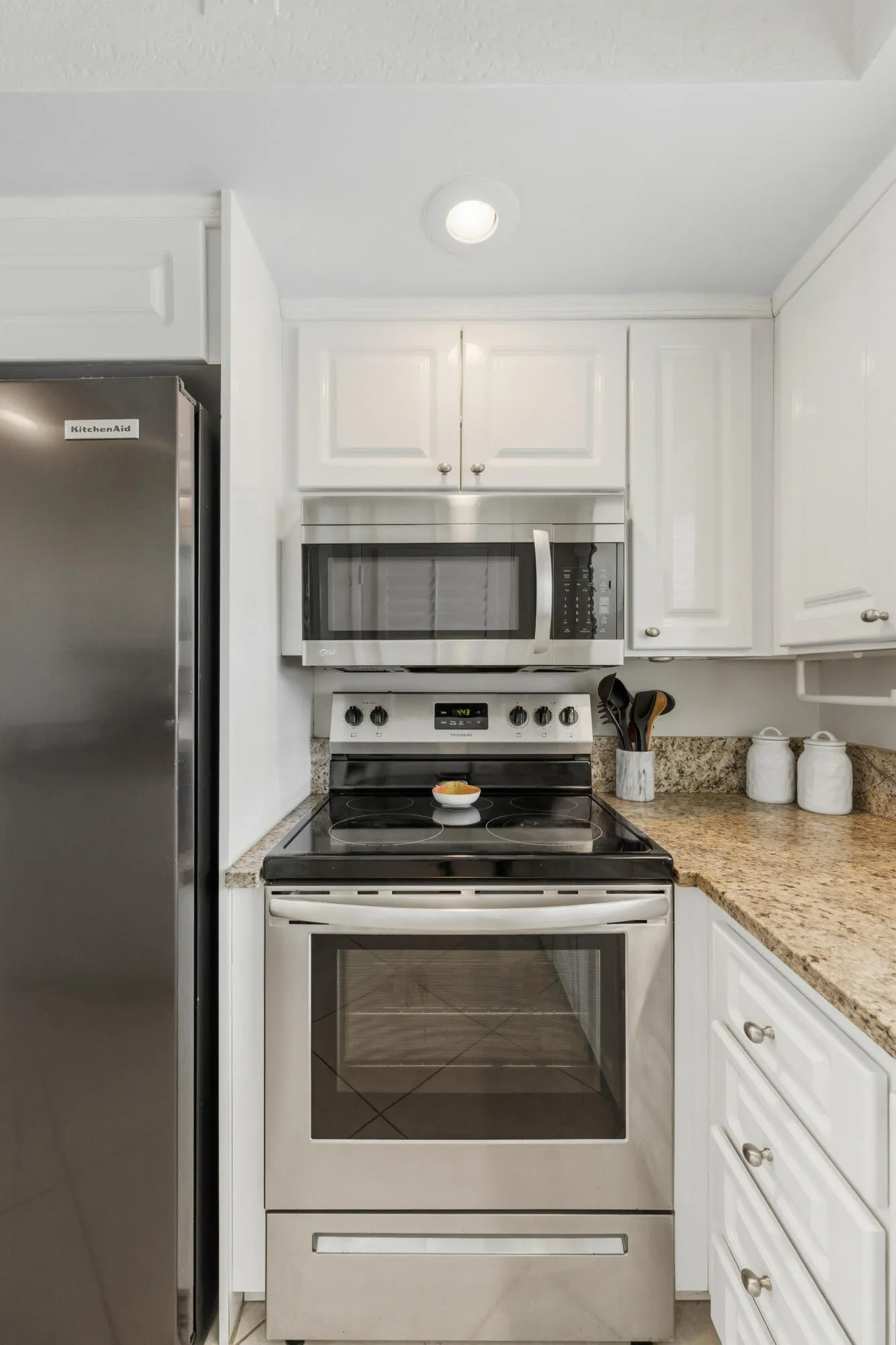 5_npb stock - 68 yacht club dr - complex