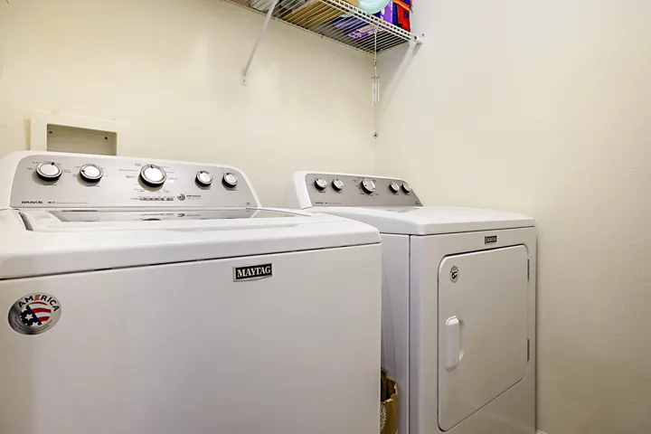 3380 Rockport St SW -26