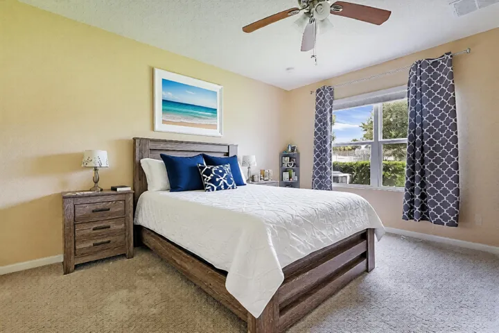 bedroom 111