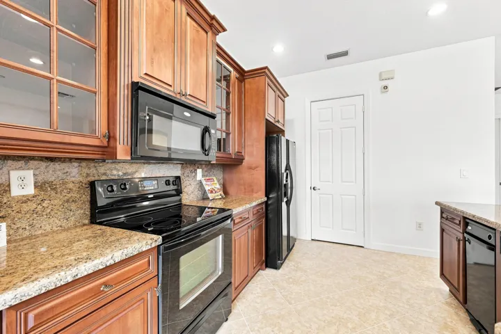 13_stl_8657