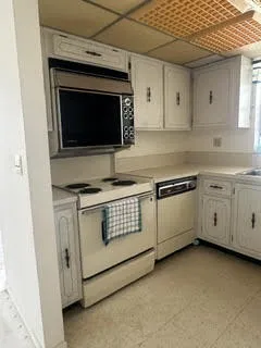 Canalview - Kitchen 1 Final