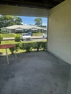 Canalview - Patio 3