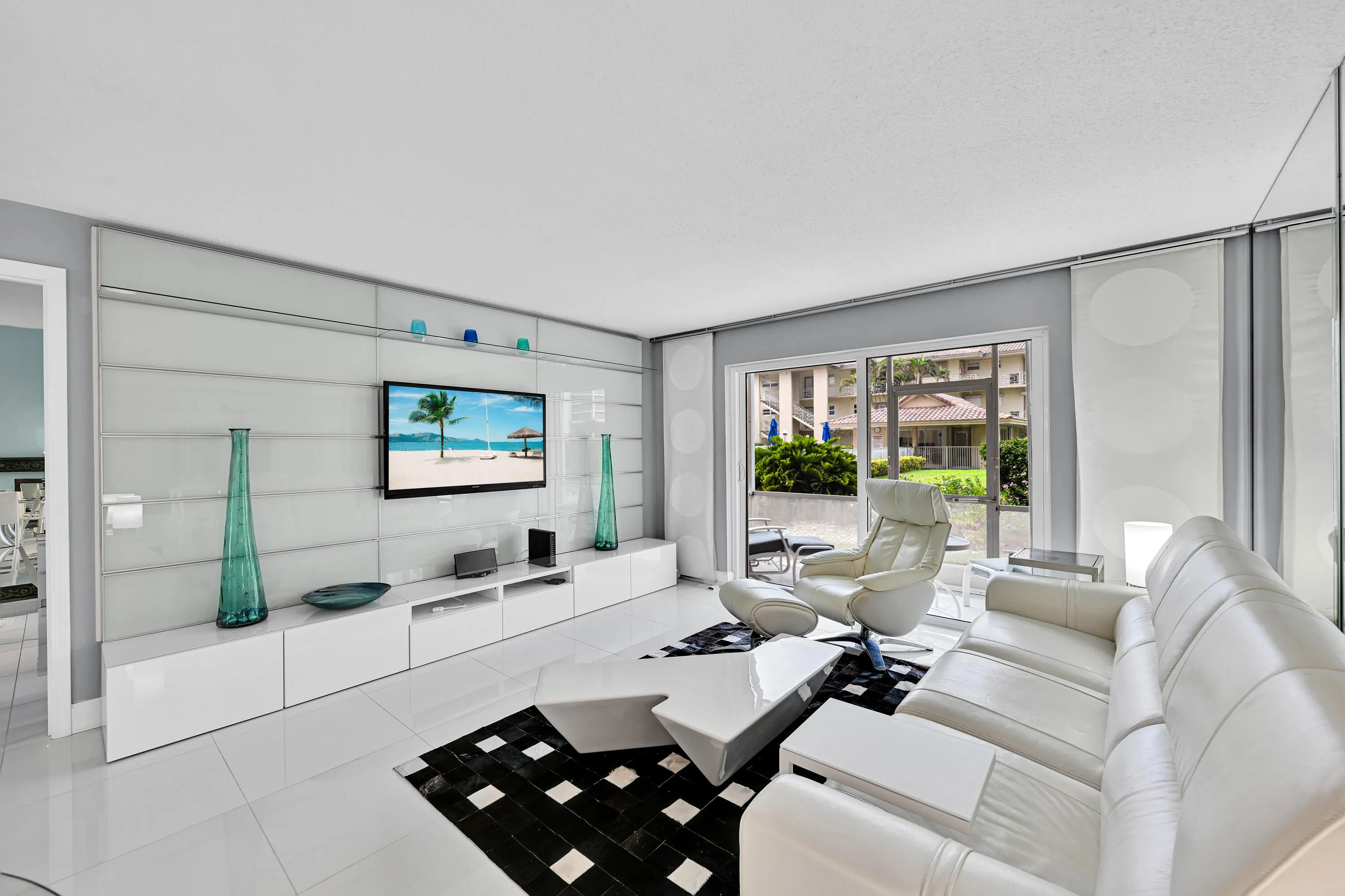 2600 Diana Drive #121 00004