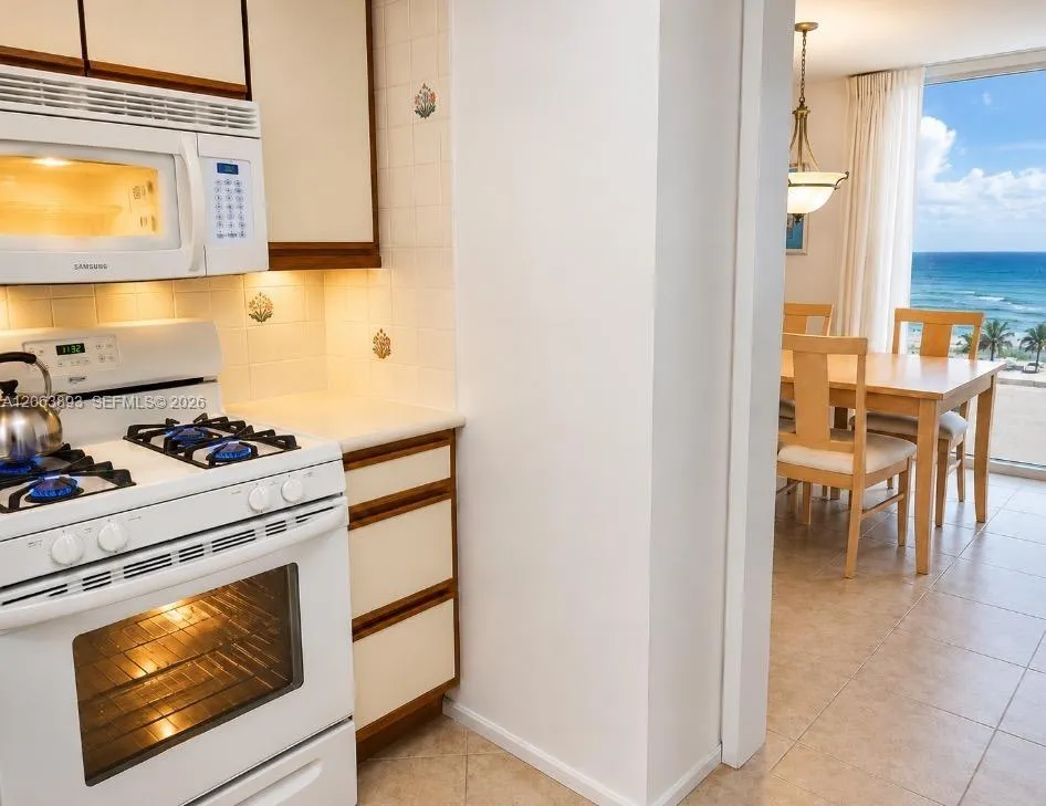 EAT-IN KITCHEN WITH DIRECT OCEAN VIEWS