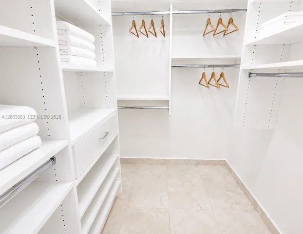 PRINCIPLE BEDROOM CLOSETS