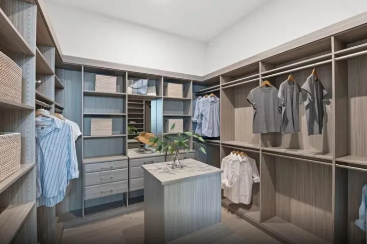 Builder's Model Pictured