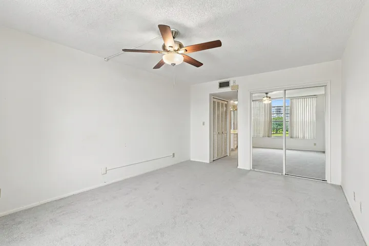 28_primary bedroom