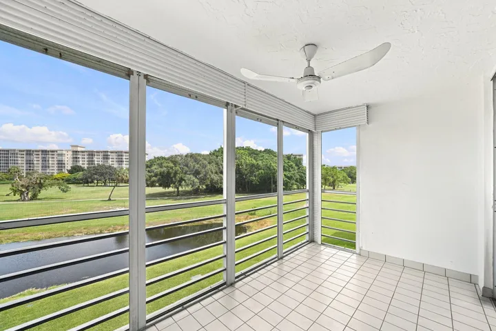34_balcony
