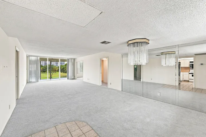 08_dining area