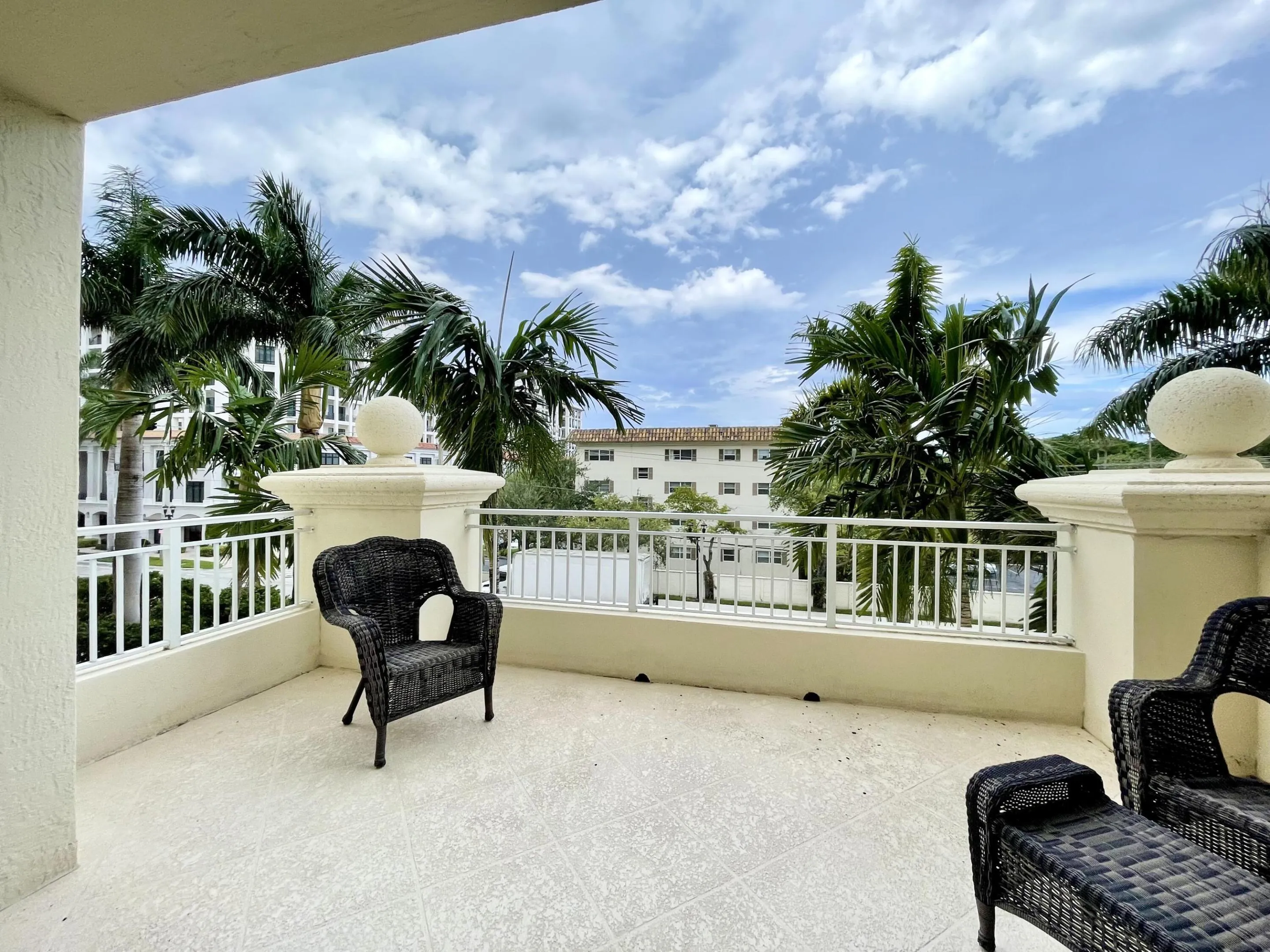 99 SE Mizner Blvd. 311-2