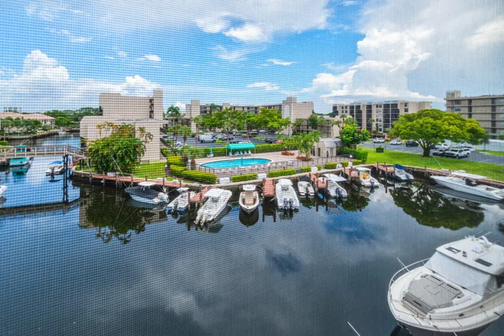 039-4RoyalPalmWay-402-BocaRaton-FL-33432