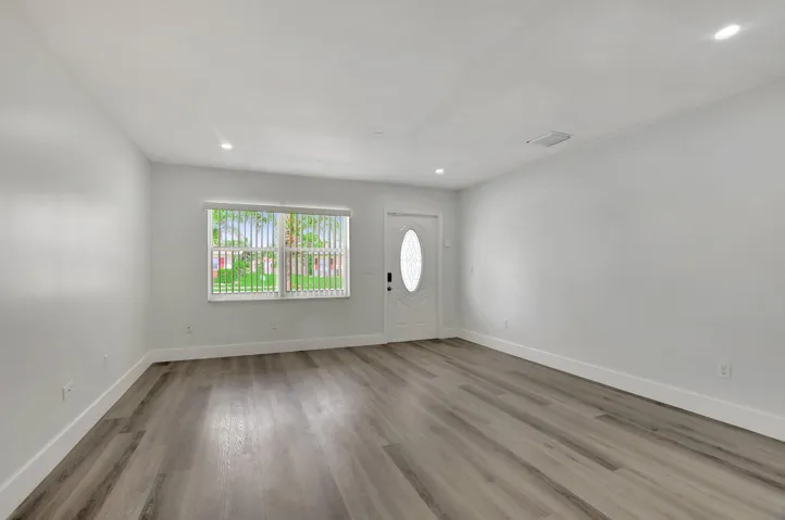 living room pic 2