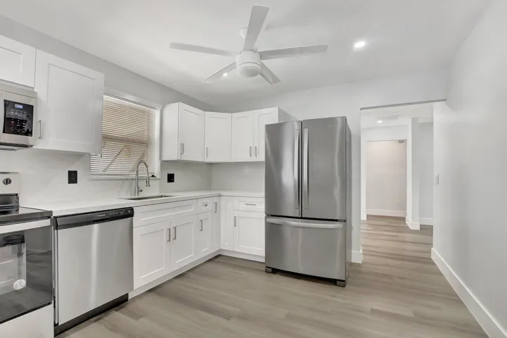 Kitchen area 2