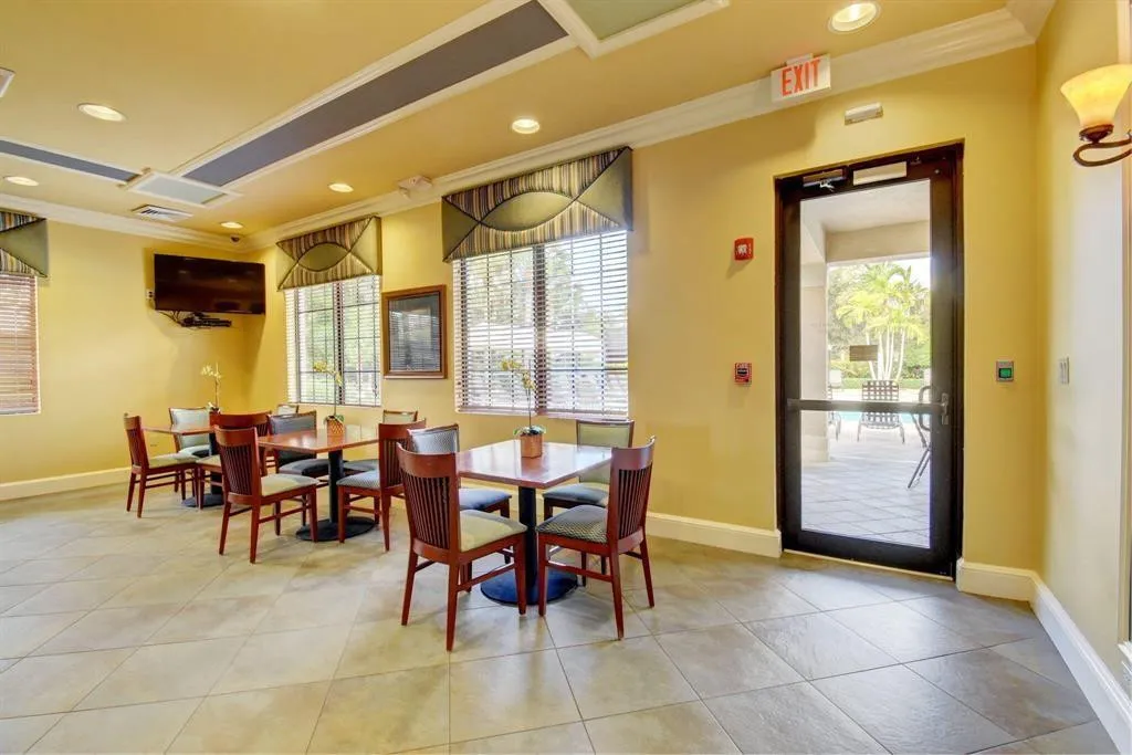 Property photo 24