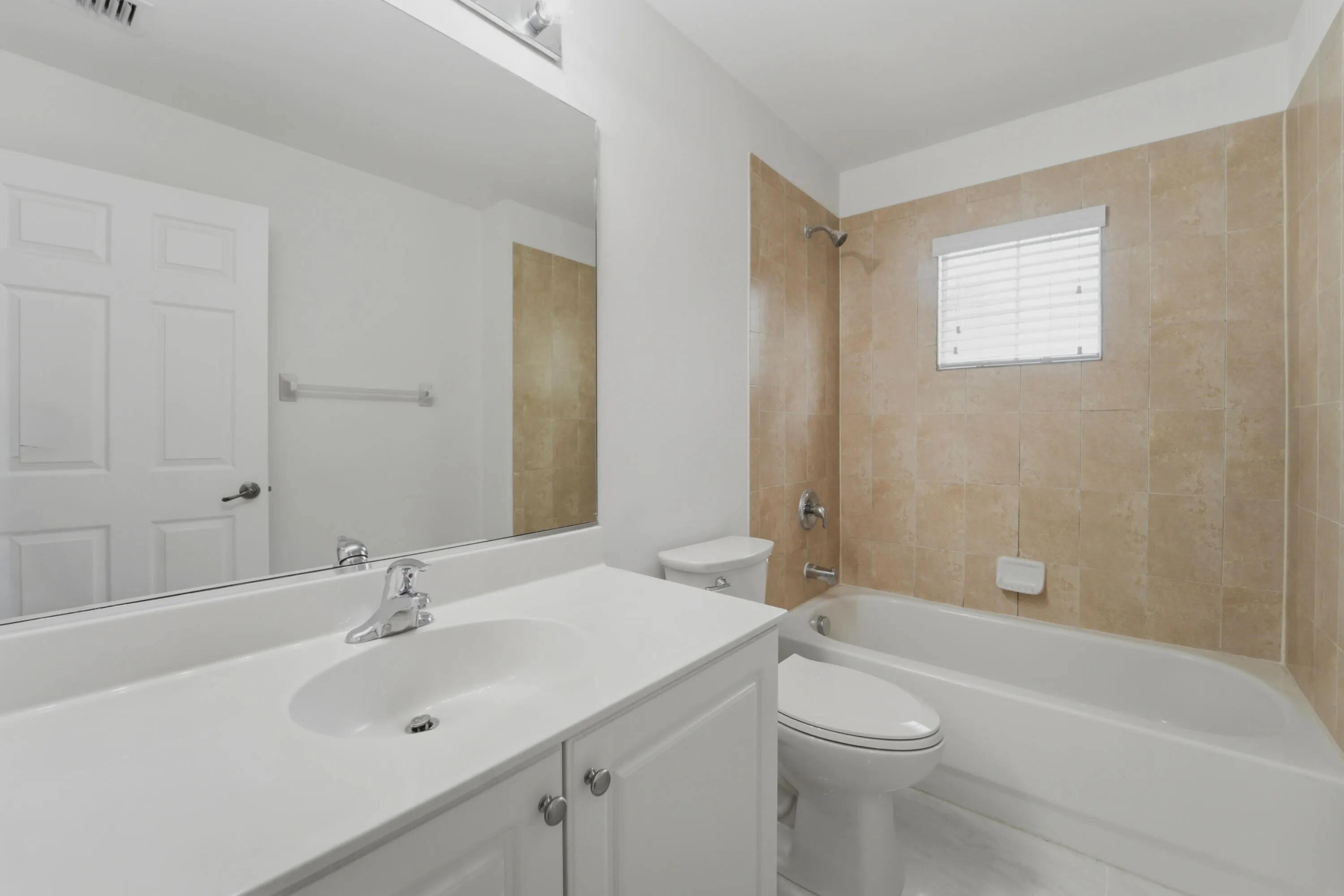 Property photo 93
