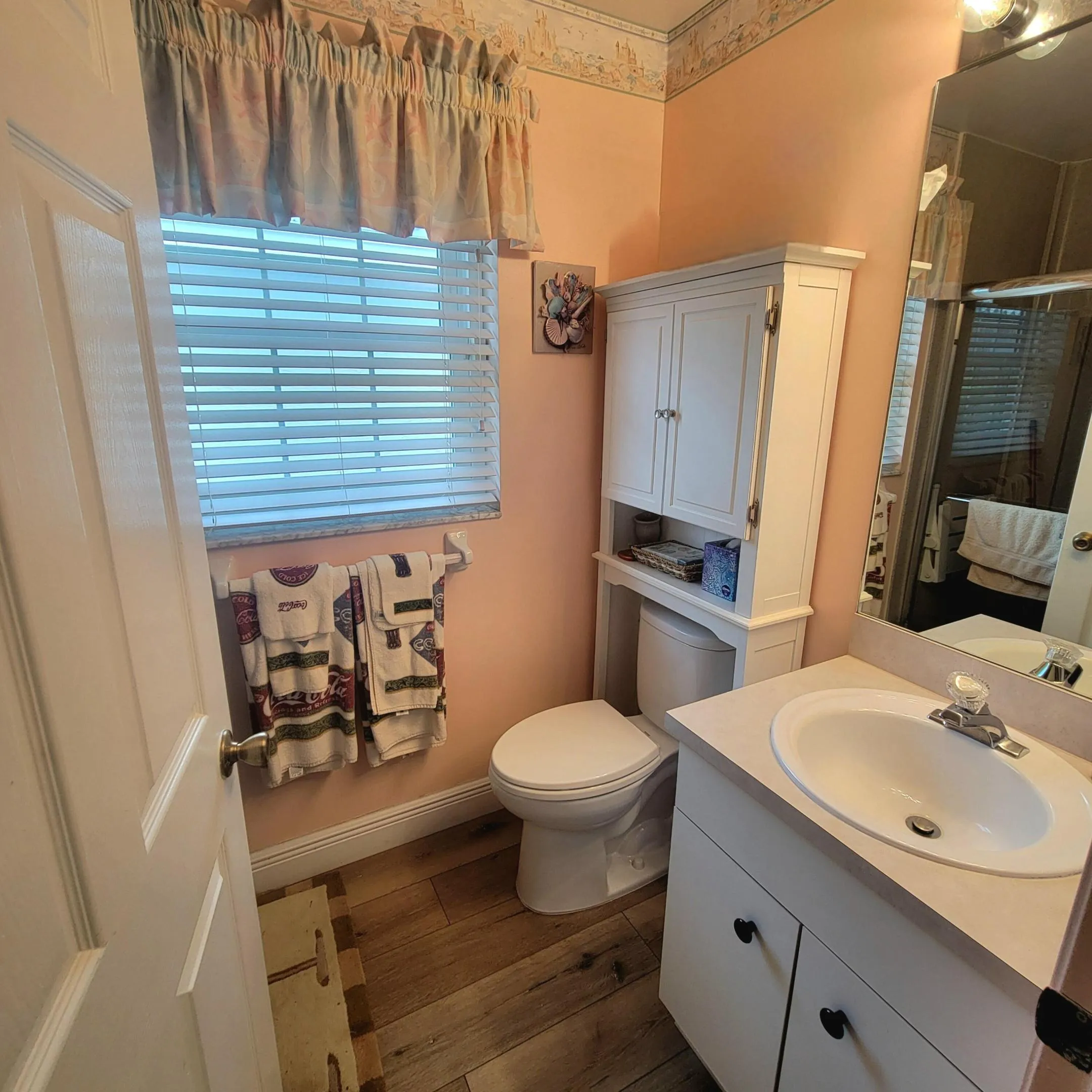 GUEST BATHROOM