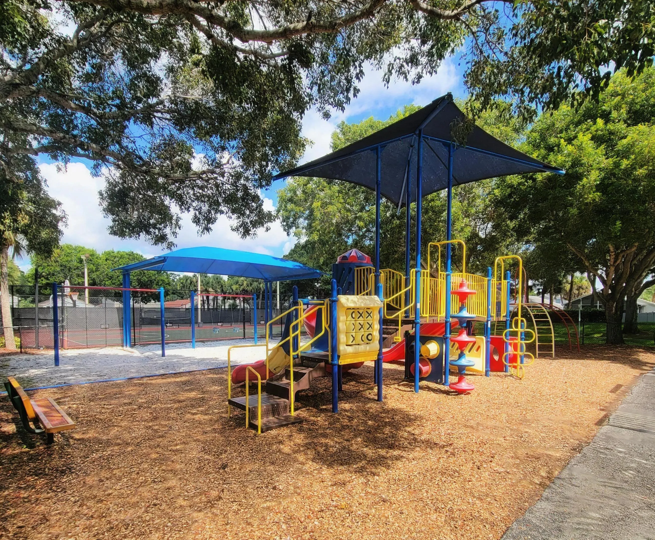 PLAY GROUND