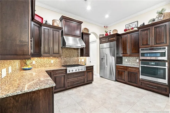 Appliance updates. Walk-in pantry