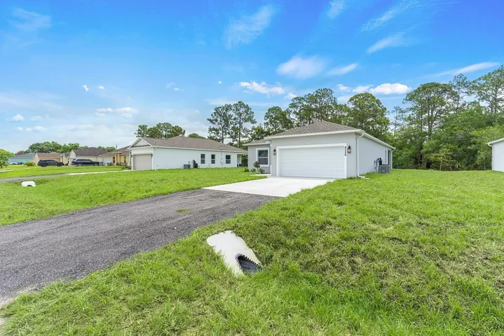 8226-104th-Ct-HigMedia-008-1280