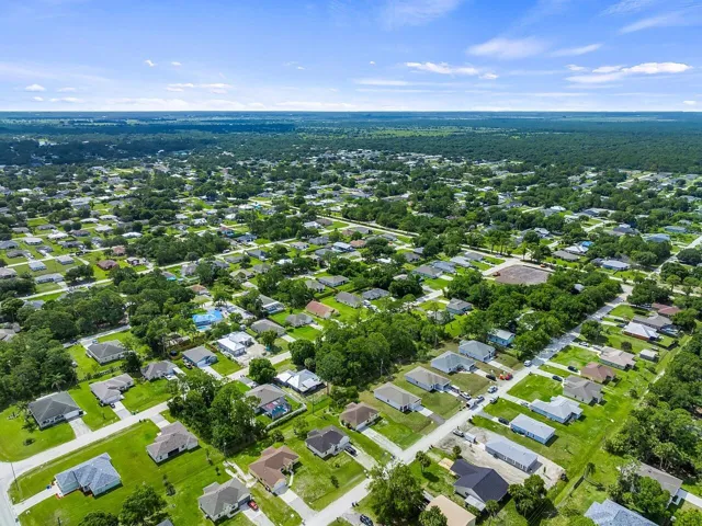 8236-104th-Ct-HigMedia-005-1280