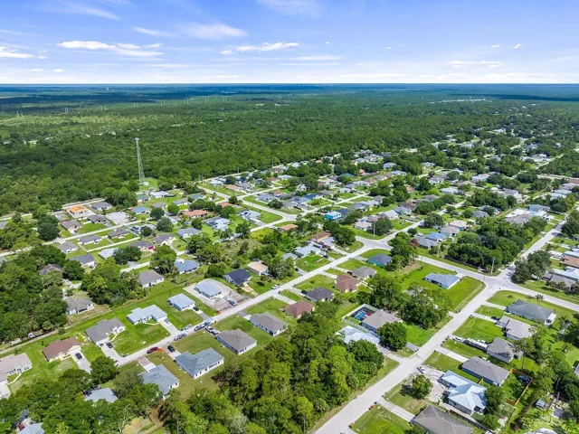 8236-104th-Ct-HigMedia-006-1280