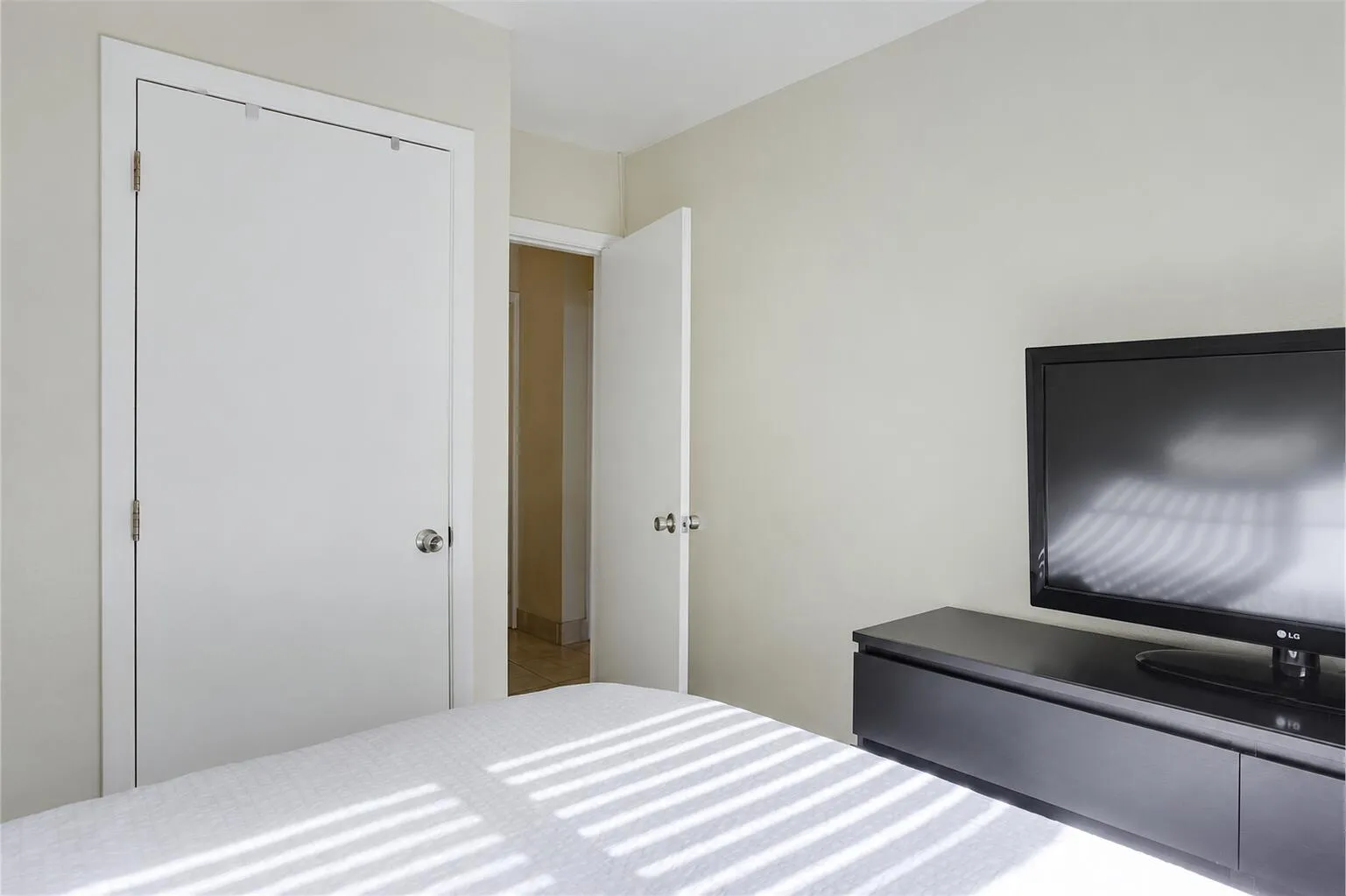 12 bed