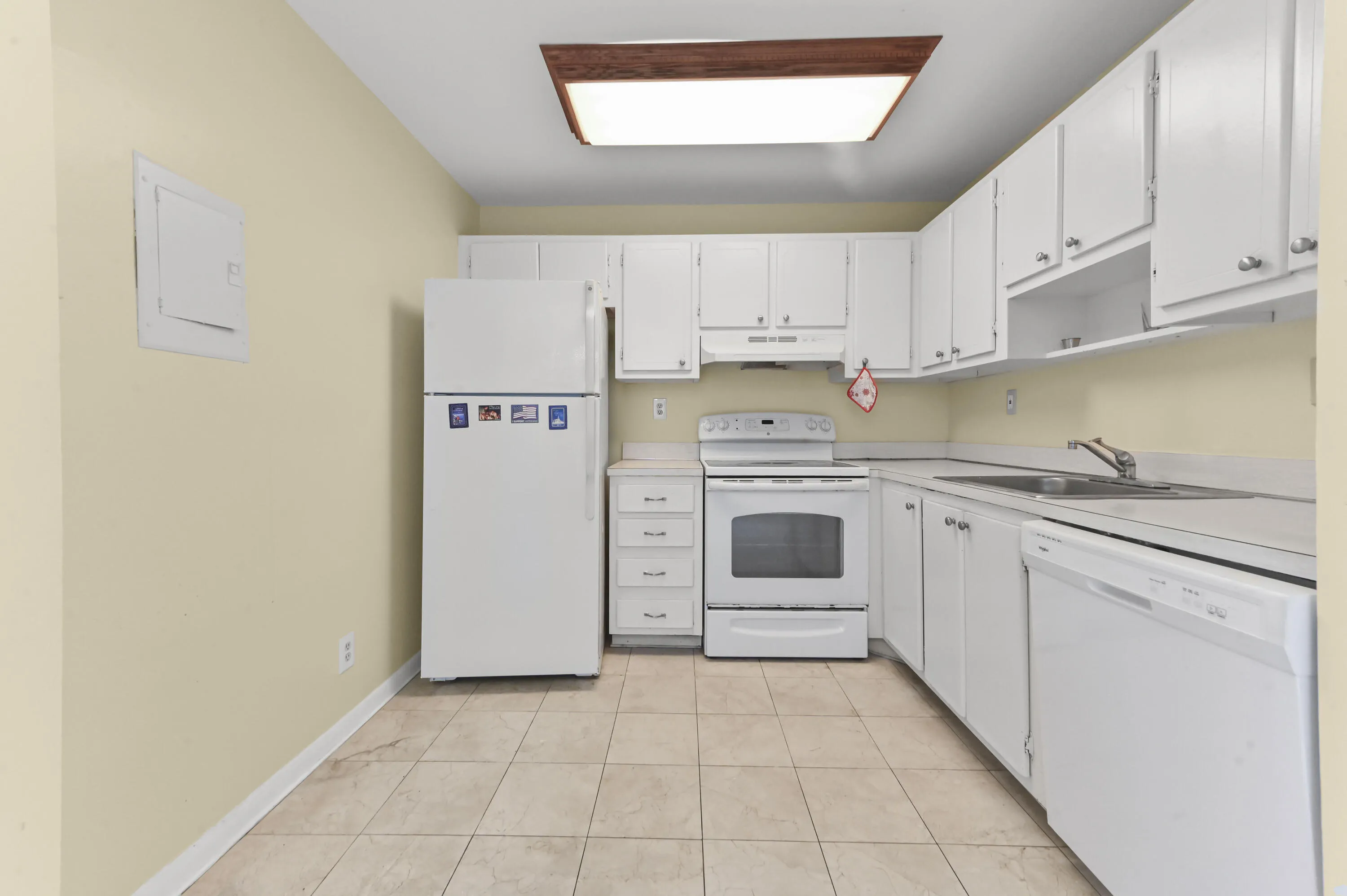 09 Kitchen 91