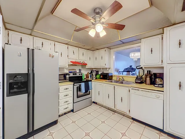 410 NW 68th Avenue #301-23