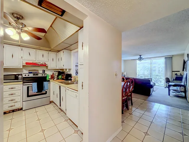 410 NW 68th Avenue #301-17