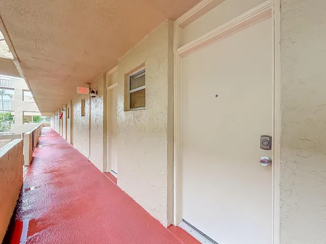 410 NW 68th Avenue #301-16