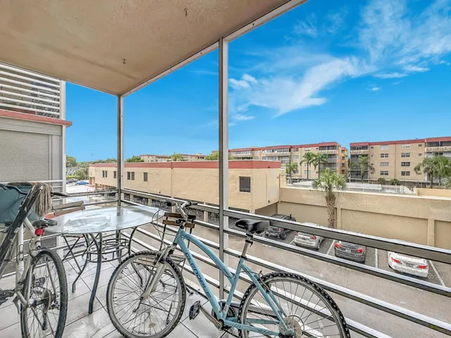 410 NW 68th Avenue #301-63