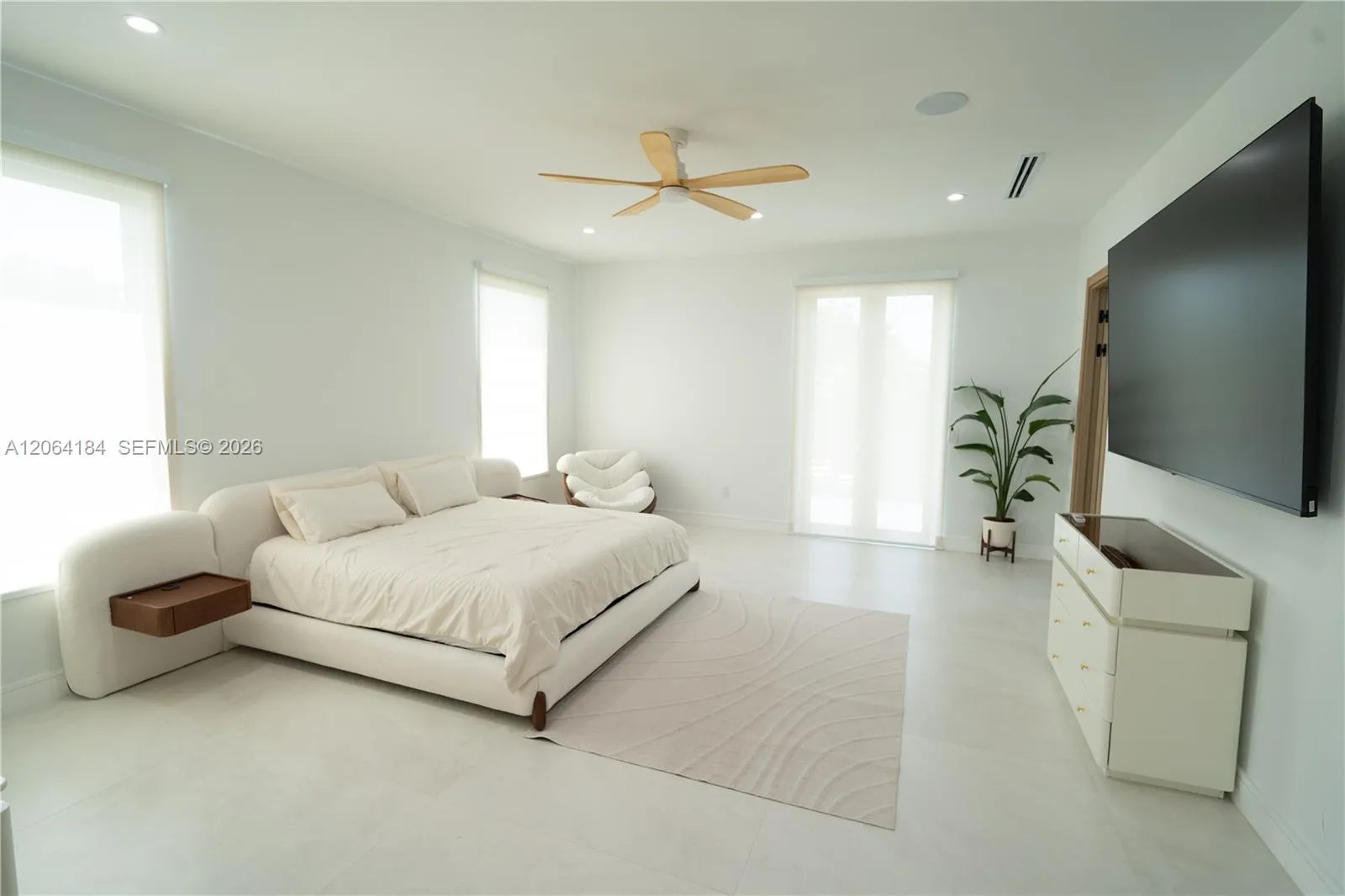 Property photo 99