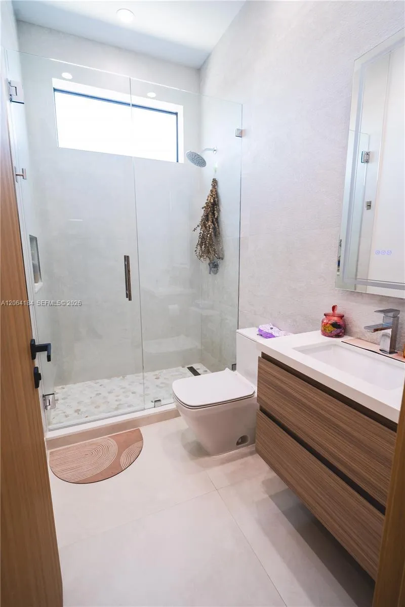 Property photo 94