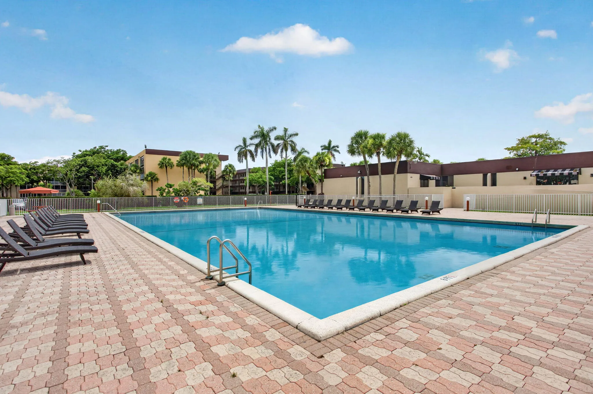24-web-or-mls-3301-4547
