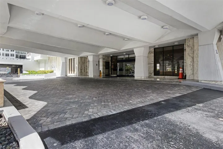valet area