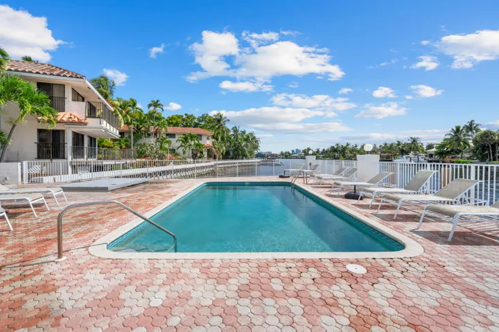 26-web-or-mls-1839 Middle River dr unit
