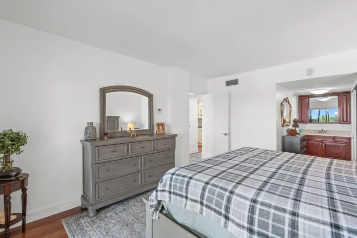 17-web-or-mls-1839 Middle River dr unit