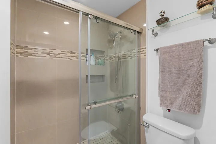 19-web-or-mls-1839 Middle River dr unit