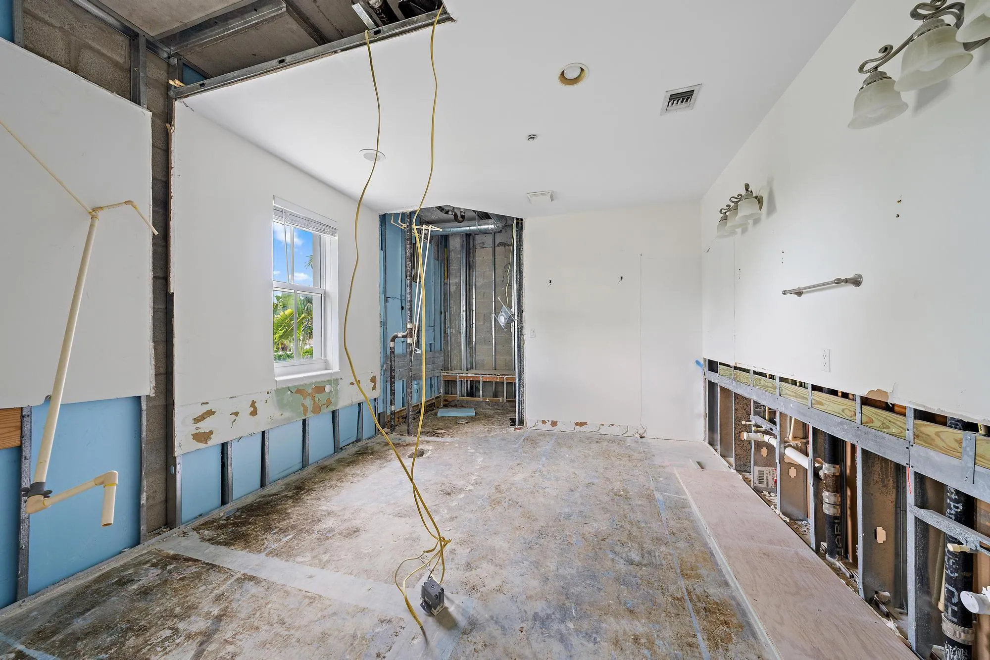 3920 N Flagler Dr 301-18