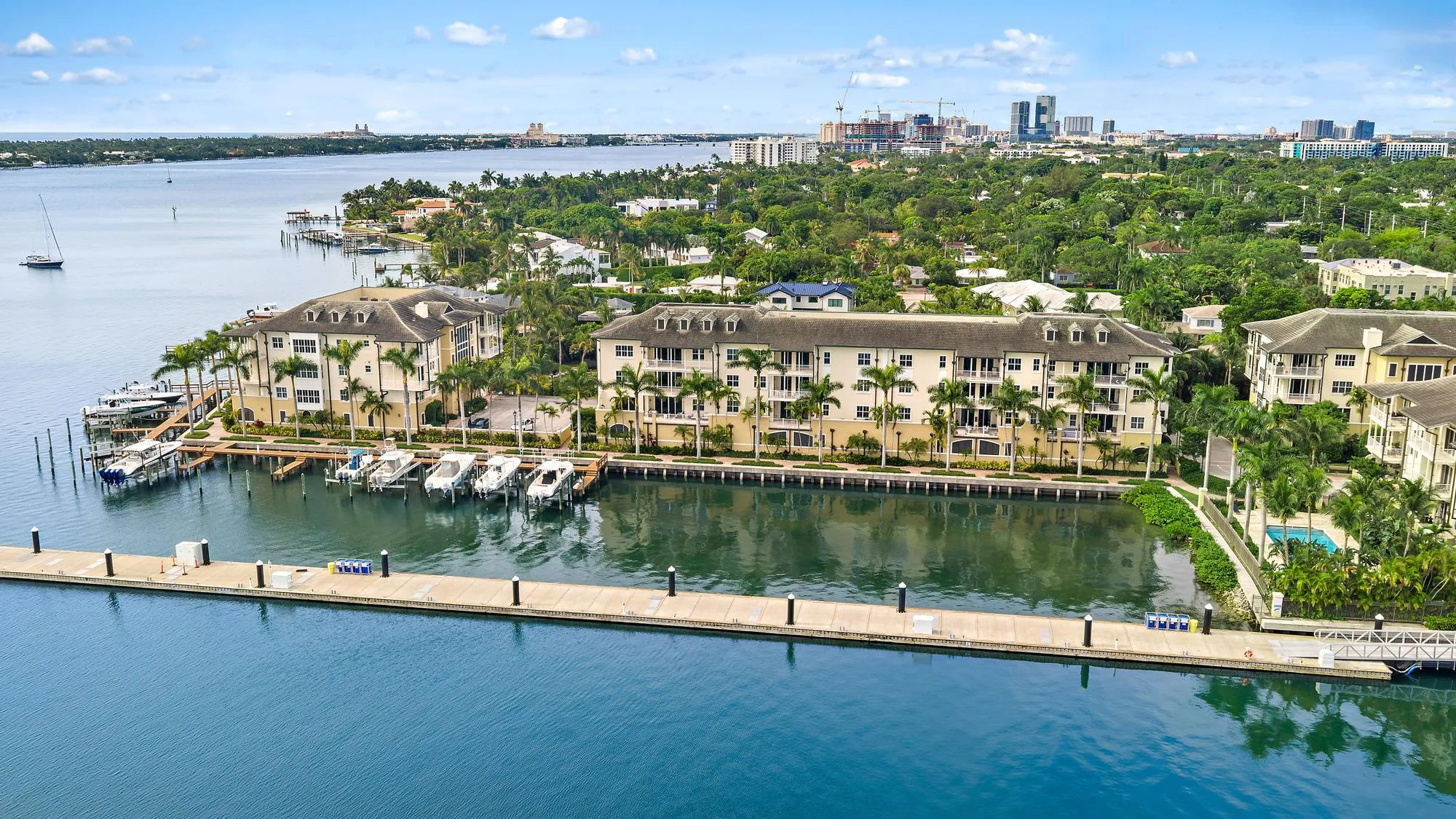 3920 N Flagler Dr 301-33