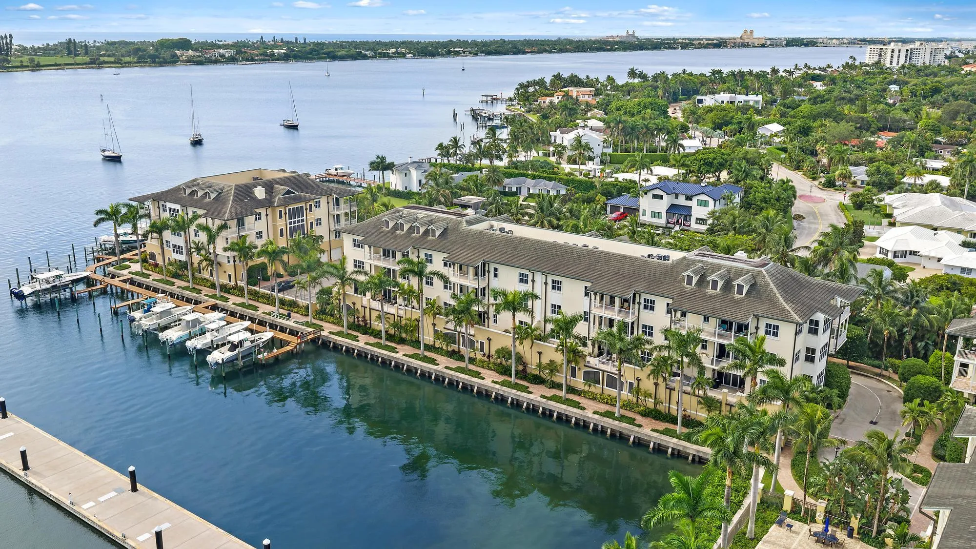 3920 N Flagler Dr 301-31