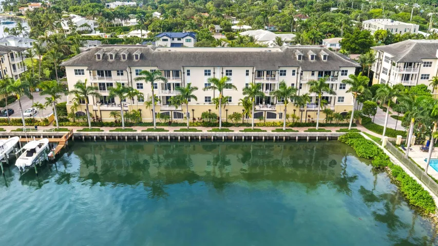3920 N Flagler Dr 301-32
