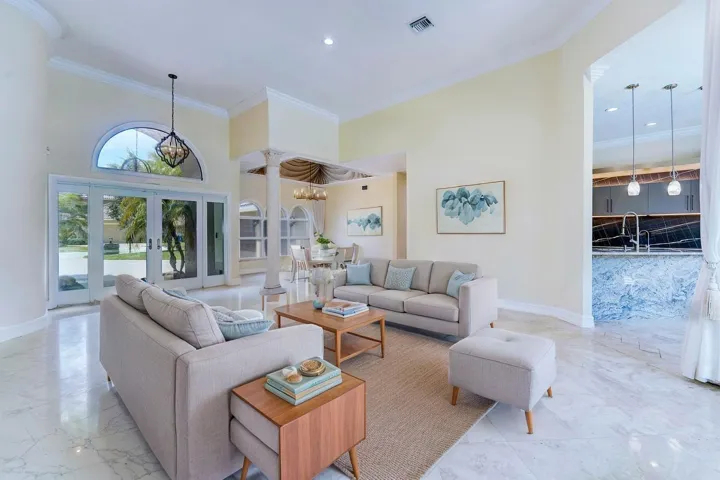 Virtual Staging Cloud - 005-007-05-1500x