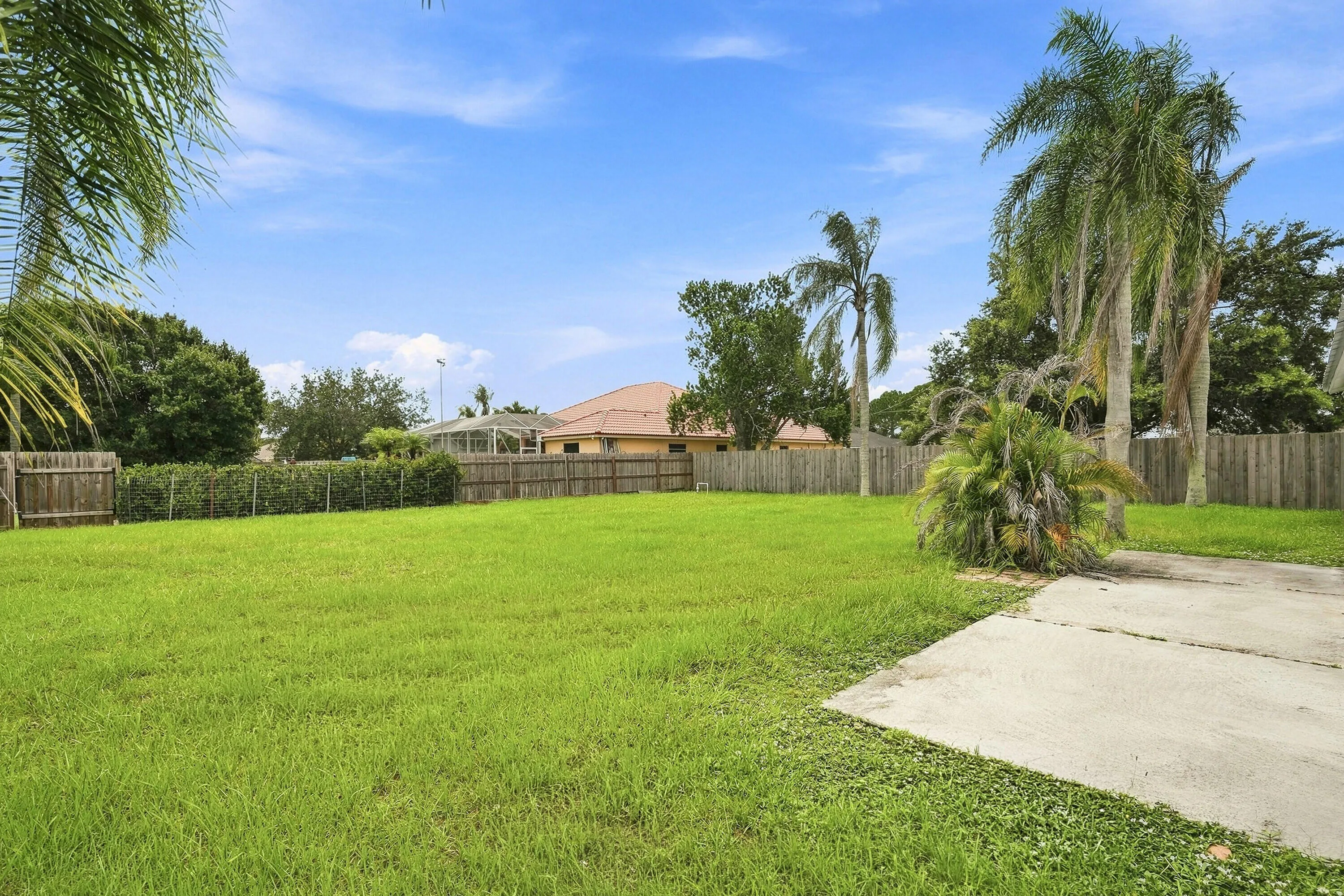Property photo 25