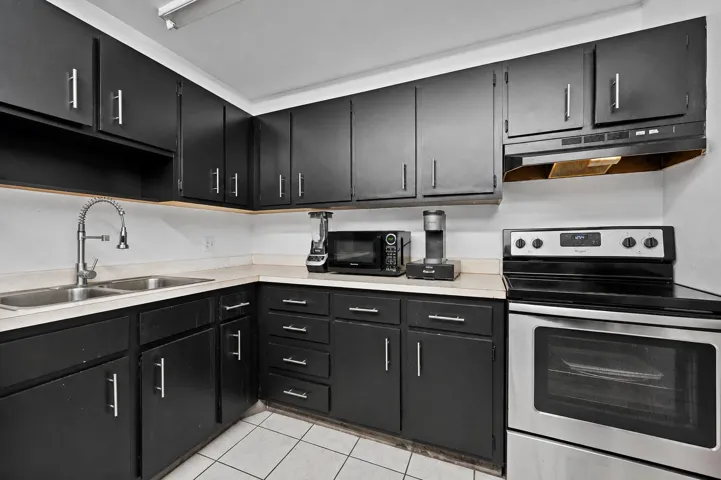 437 Fleming – Duplex #439