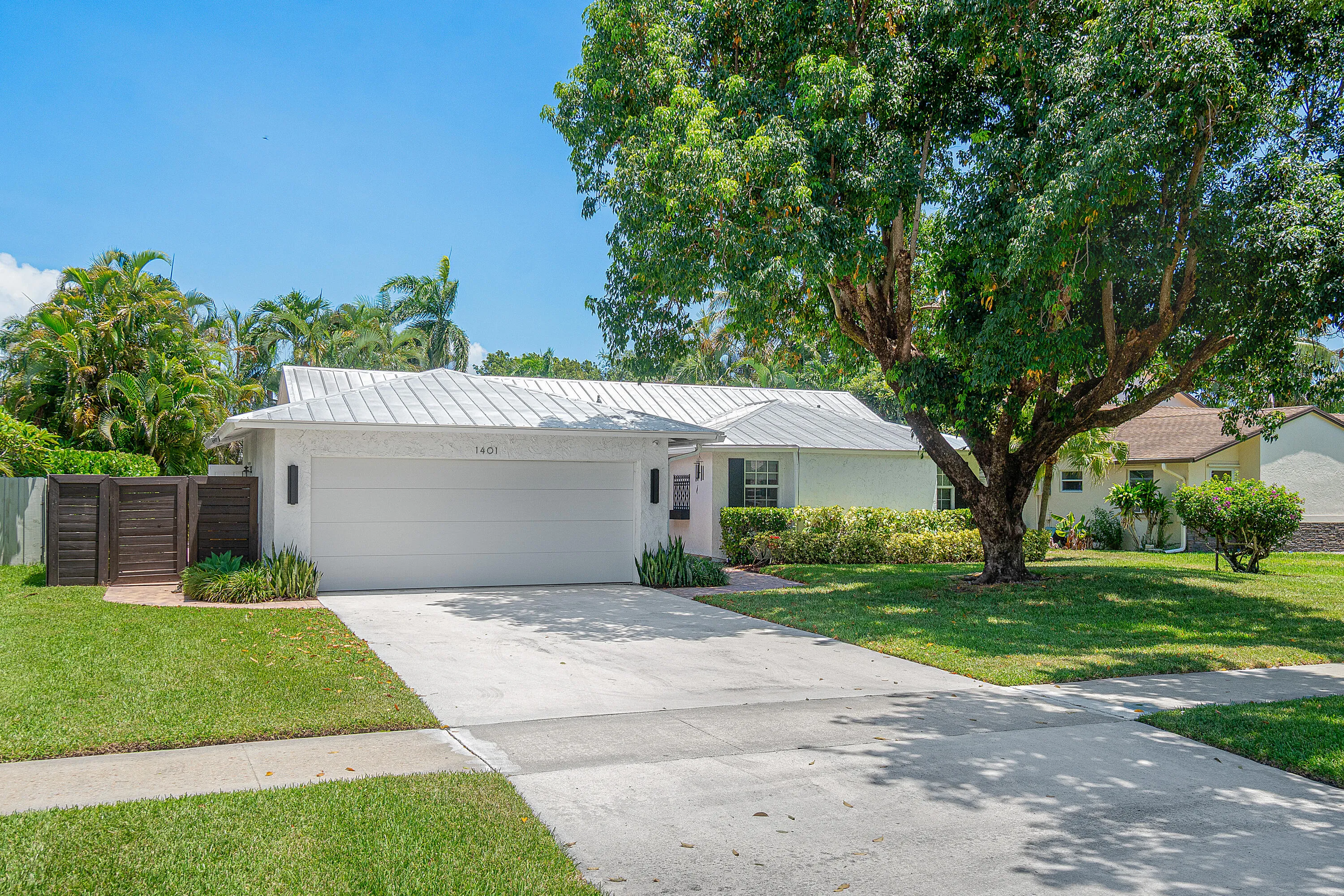 002-1401HummingbirdDrive-DelrayBeach-FL-