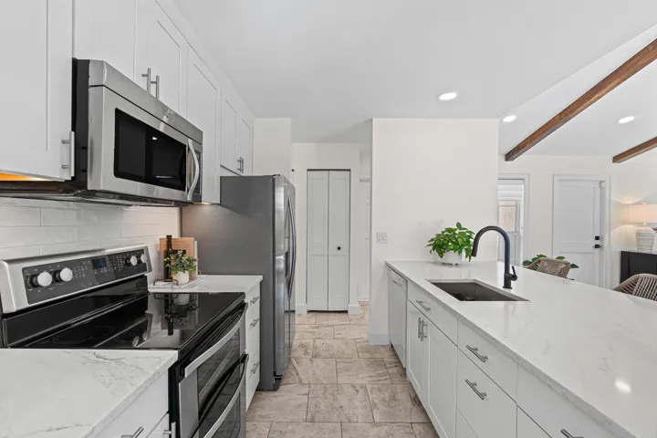 015-1401HummingbirdDrive-DelrayBeach-FL-
