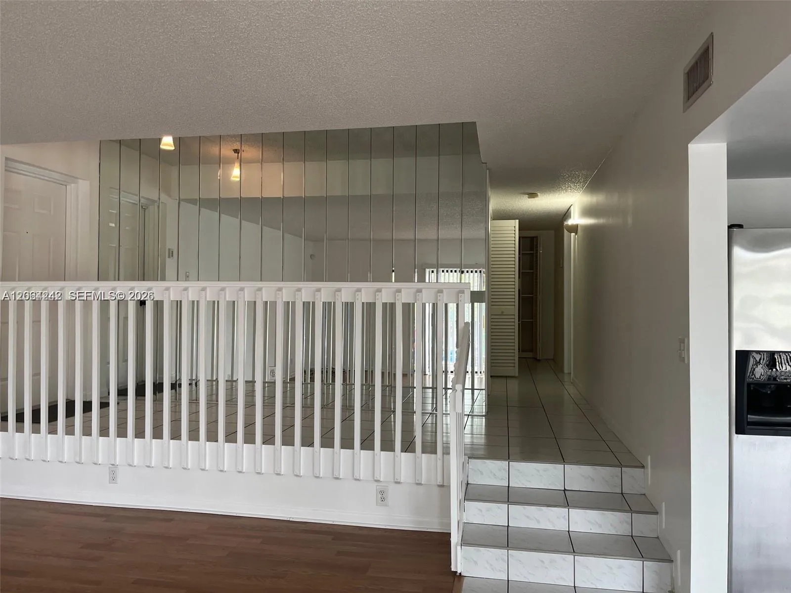 Foyer entry