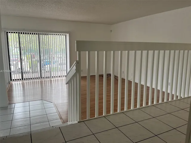 Spacious great room with lots of natural light